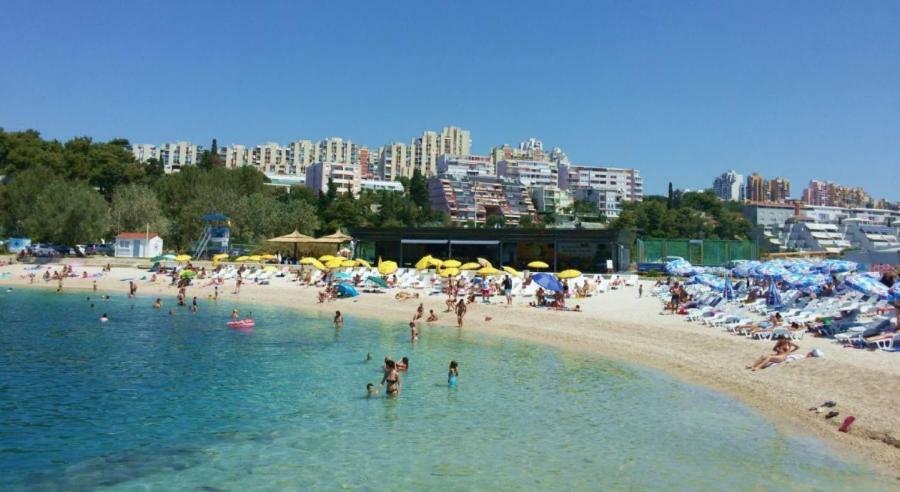 Comfortable Cozy Beach Apartment Сплит Экстерьер фото